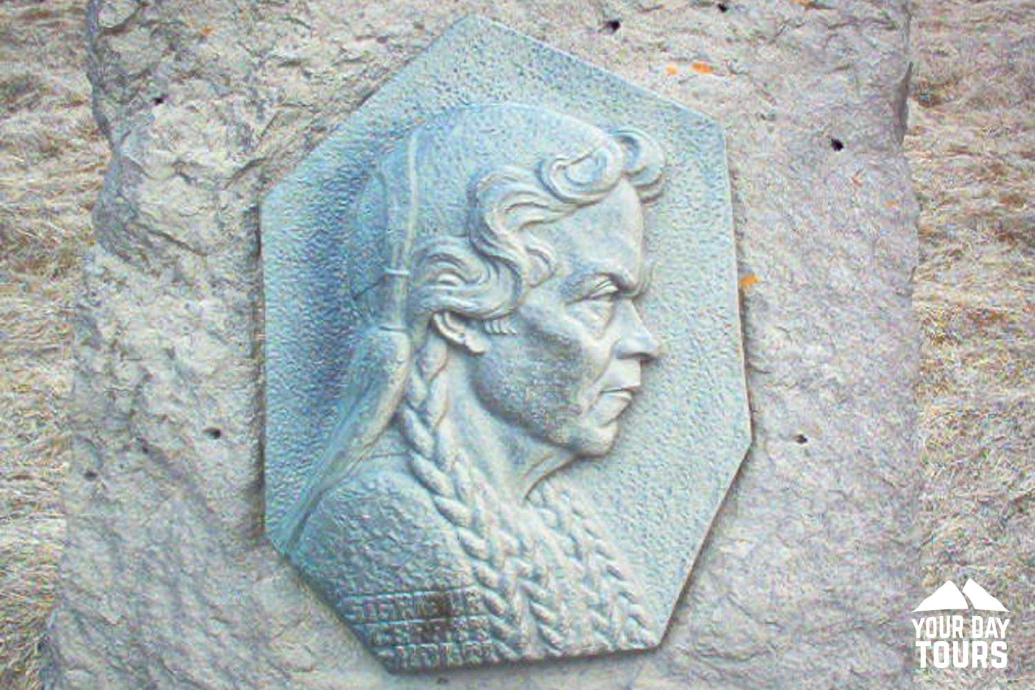 sculpture of icelandic woman