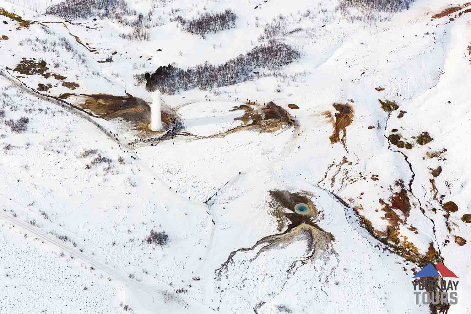 winter view of strokkur geysir 